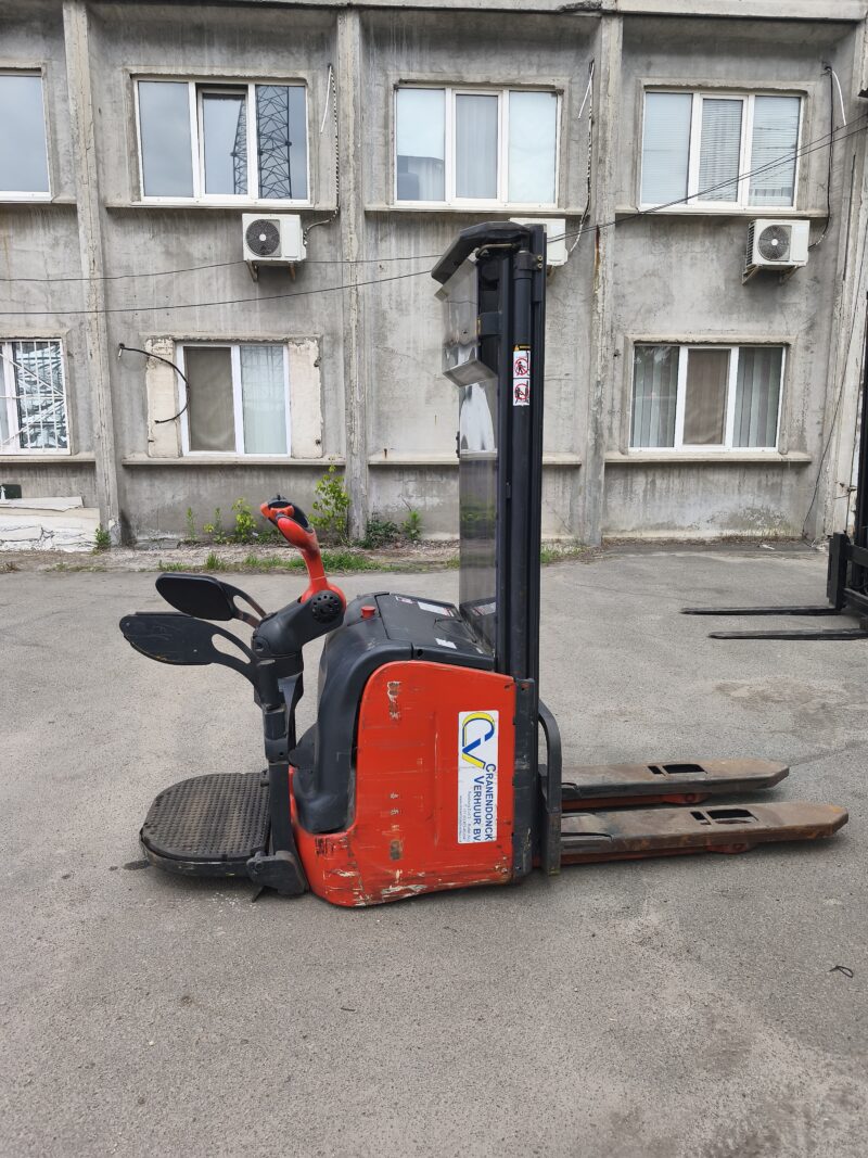 Купить штабелер Linde L16 2011р.