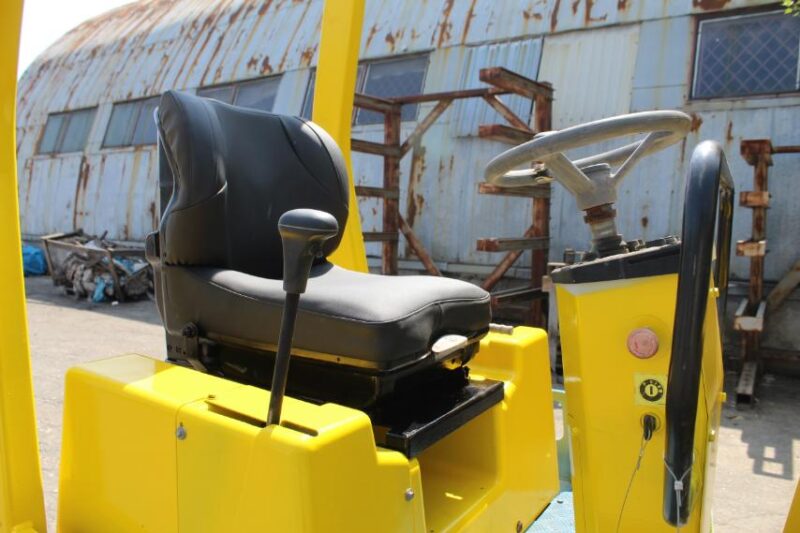 Каток Ammann AV 26