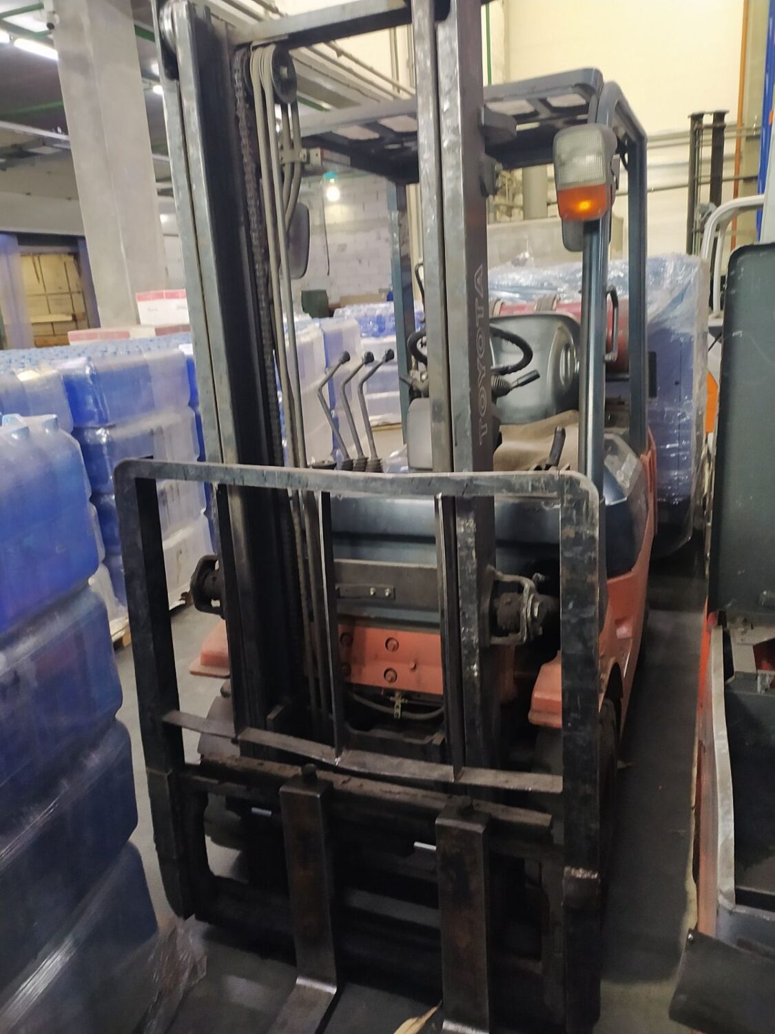 Погрузчик Toyota 42-7FG15 2006 - 3 Газовий навантажувач Toyota 42-7FG15