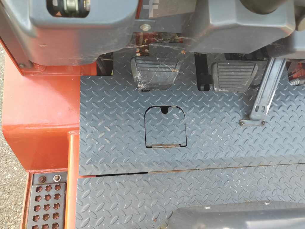 1024x64233_4889466-13-Nissan CPJ02A30PV