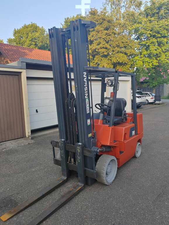 1024x64233_4889466-28-Nissan CPJ02A30PV