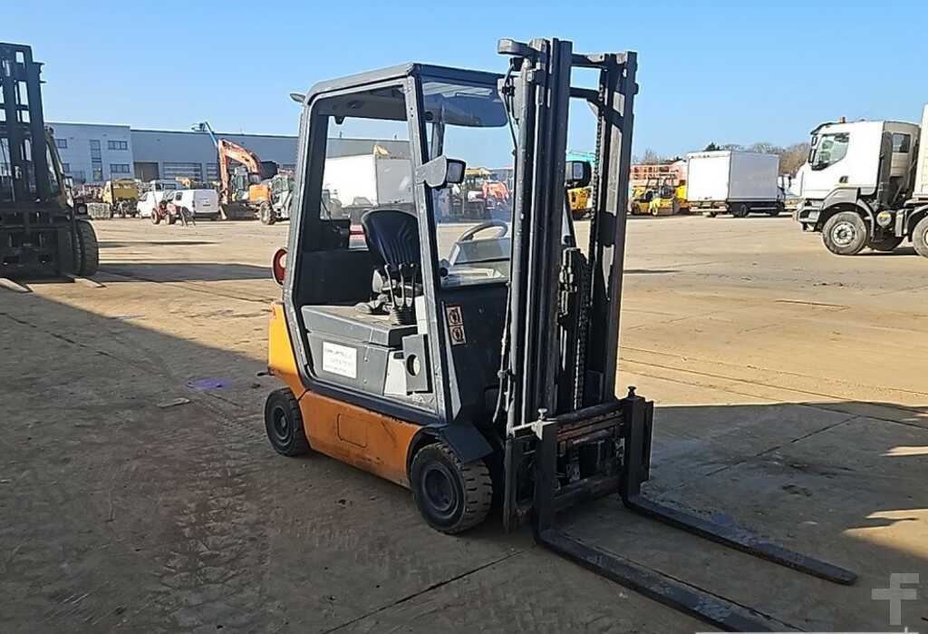 1024x64233_5104914-4-Still R70-18T